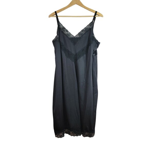 Montgomery Ward Full Slip Black Size 48 Lace V Neck 100% Nylon Made in USA VTG - Picture 1 of 8